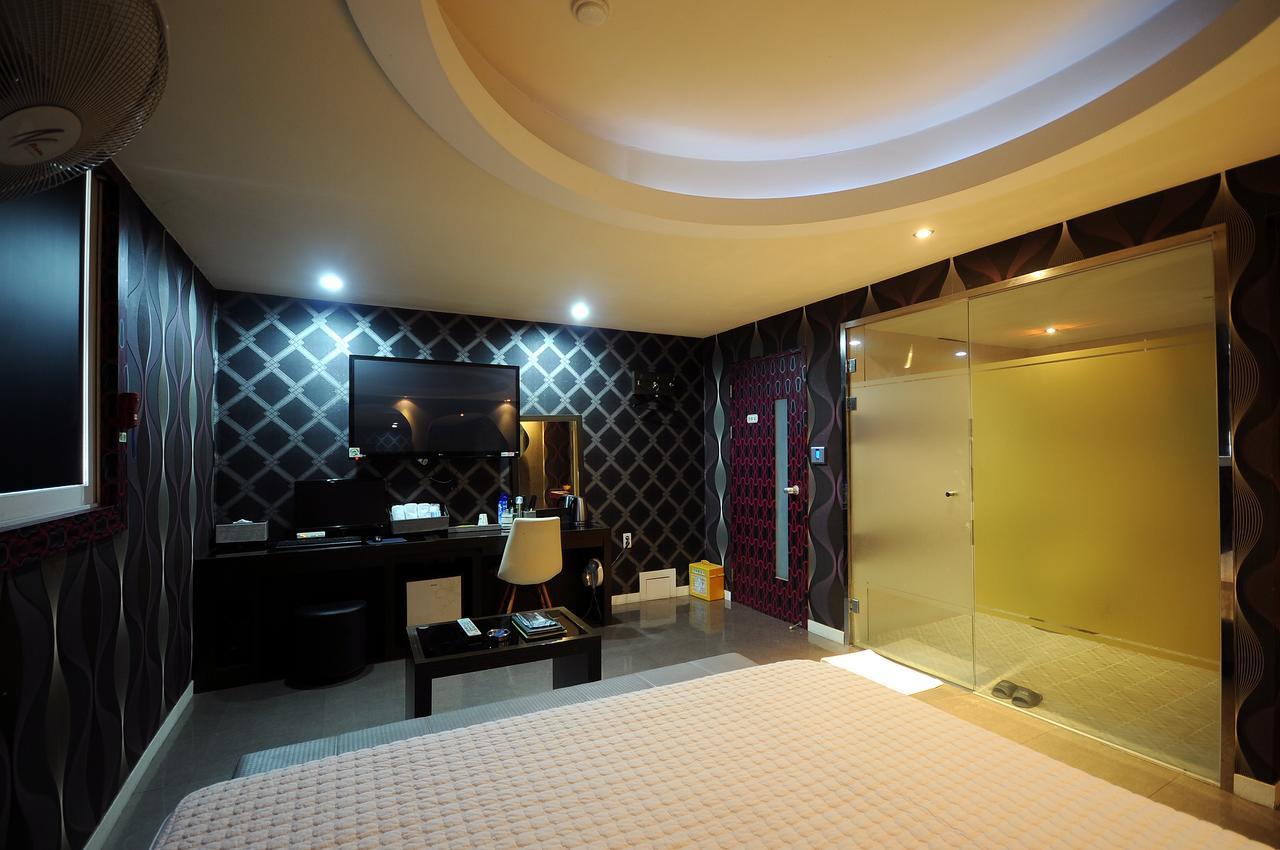 Wow Motel Busan Extérieur photo
